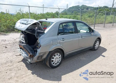 2008 Nissan Versa 1.8S z USA, uszkodzony, nr VIN 3N1BC11E28L377382